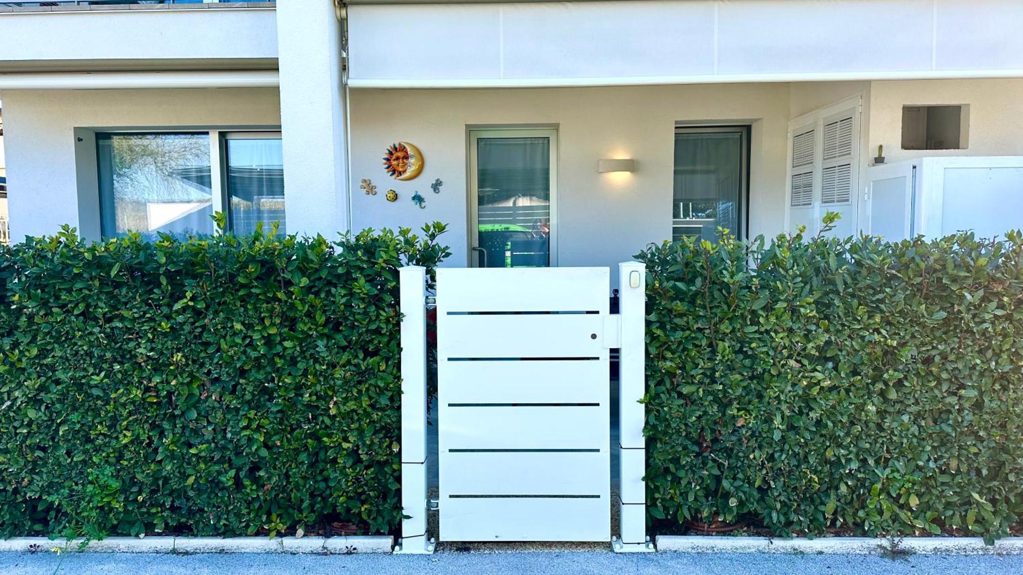 P020 - Porto Recanati, Nuovo Trilocale Con Giardino 외부 사진